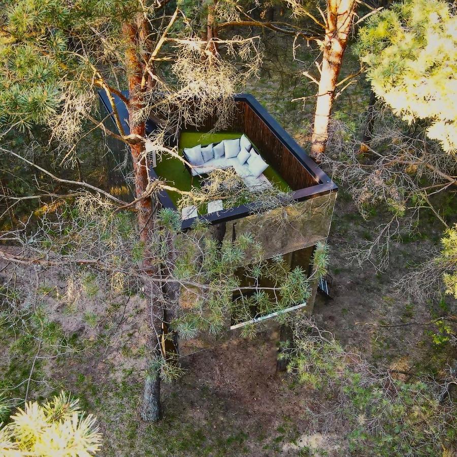 Treehouse Virs Bedugnes Villa Jurbarkas Exterior photo