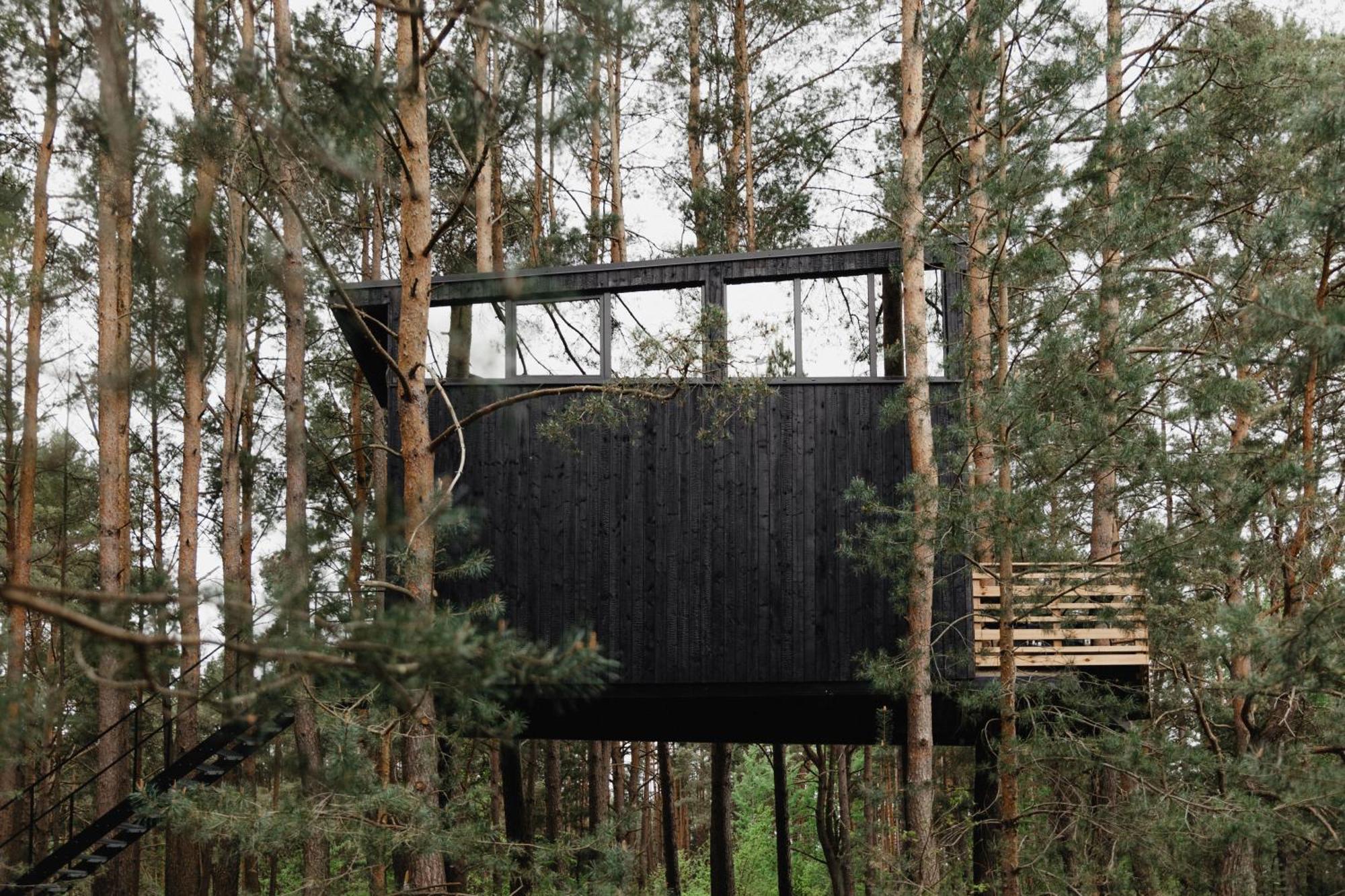 Treehouse Virs Bedugnes Villa Jurbarkas Exterior photo